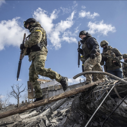 Орусиянын көзюөмөлүнө өткөн Украинанын башка аймактарынан Кырымга азык-түлүк алып келине баштады