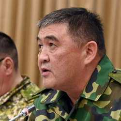 Камчыбек Ташиев: «Мени эч ким көрсөтө албайт. Мени көрсөткүчө анын колун сындырып коем»