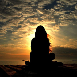 Сагынычты, кусалыкты үйүп алган жүрөгүмдү сезбей кеттиң...