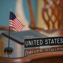 Италия: Батыш бүткүл дүйнөдөн обочолонуп калды