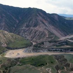 ВИДЕО - Камбар-Ата-1 ГЭСинин курулушуна толук кандуу даярдык көрүлүүдө