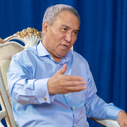 ВИДЕО – Мамлекеттик кызматтагы адамдар көп нерседен карманыш керек