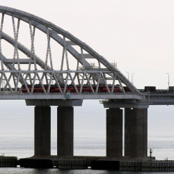 Крым өзүнүн жаңы макамга ээ болгонун жар салды