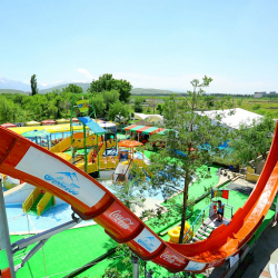 Аквапарктагы окуя: Мектеп директору иштен алынды