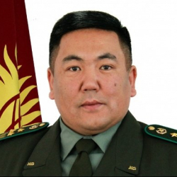 Алимбаев саясатчыларды Баткен жөнүндө сүйлөбөй эле коюуга чакырды