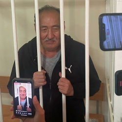 Глава Минздрава Бейшеналиев отпущен под домашний арест