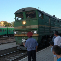 Поезддин жол киреси бир нече эсе кымбаттады