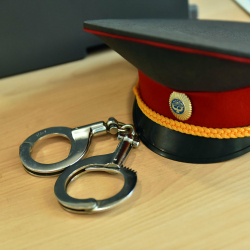 Милиционеры присвоили больше 3 миллионов сомов