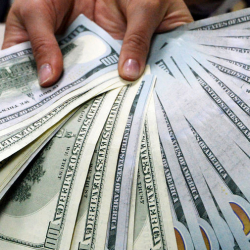 С начала 2022 года мигранты перевели в Кыргызстан $773,12 миллиона