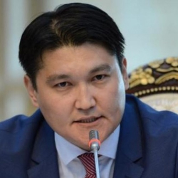 Адил Турдукулов: “Эл толкуса, Садыр Жапаровдун жанындагы аферист, популисттер качып кетишет”