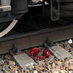 Бишкекте поезд коюп кеткен 18 жаштагы жигит каза болду