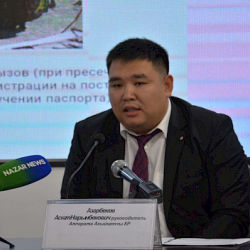 Аскат Азарбеков: Орусиянын абактарында 985 кыргыз жараны жатат