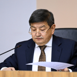 Акылбек Жапаров: Если не выплатим долг, Китай может забрать под своё управление 3 стратегических объекта