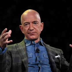 Орусия туралуу айткан Байденди Жефф Безос ыңгайсыз абалда калтырды