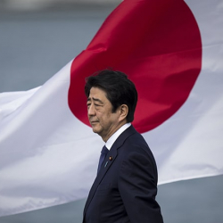 ФОТО - Бывший премьер-министр Японии Синдзо Абэ скончался после покушения