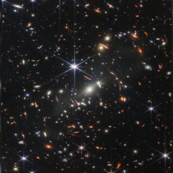 ФОТО - NASA опубликовало «самое четкое» изображение вселенной с телескопа «Джеймс Уэбб»