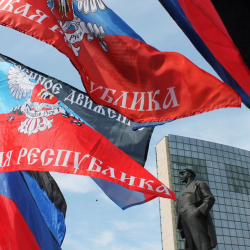 Түндүк Корея ДЭР менен ЛЭРдин эгемендүүлүгүн тааныды