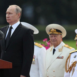 Путин Санкт-Петербургдагы Башкы деңиз-парадына катышат