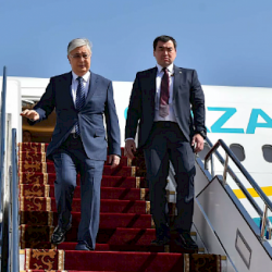 Касым-Жомарт Токаев Кыргызстанга келди