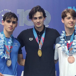 Денис Петрашов дагы бир алтын медалга ээ болду