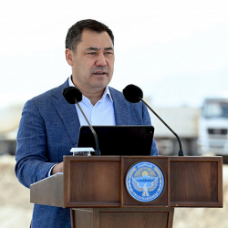 Президент Түгөлбай Сыдыкбековдун 110 жылдыгына жана Советбек Жумадыловдун 90 жылдык мааракесине катышат