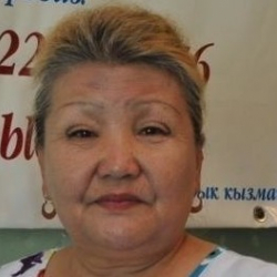 Дарика Асилбекова: “Кыз-келиндерибизге зордук-зомбулук жасоо күчөдү, оор абал туу чокусуна чыкты”