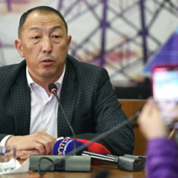 Министр Бекмурзаев предупредил о том, что «будет сдирать шкуру с народа»