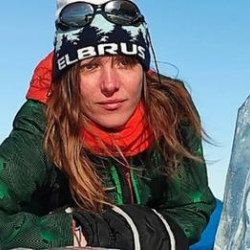 Трагедия в горах. При восхождении на Хан-Тенгри погибла российская альпинистка