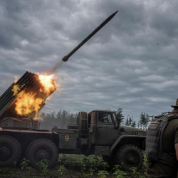 ДЭР: Украин аскерлеринин аткылоосунан 4 жай тургун каза болду