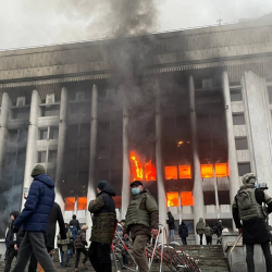 Январь окуяларынан кийин кармалган активисттерди бошотууга сунушталды