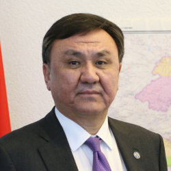 Элчи Өмүралиев Кыргызстандын туристтик мүмкүнчүлүгү тууралуу айтып берди