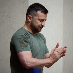 Германия Зеленскийди Европаны экиге бөлдү деп айыптады