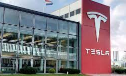 Автопилот для Tesla снова подорожал