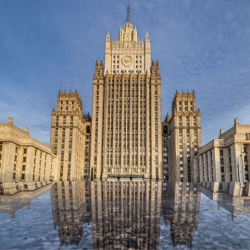 НАТО кооптуу саясат жүргүзүп жатат