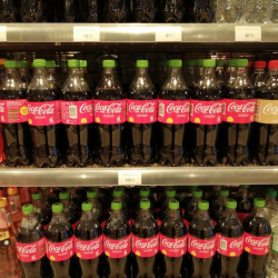 В Новосибирске стали продавать Coca-Cola из Кыргызстана