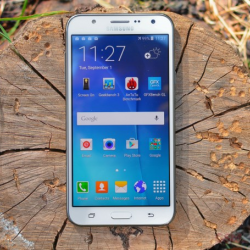 Samsung неожиданно обновила старые смартфоны