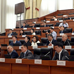 Каникулга кеткен Жогорку Кеңеш ишин качан улантат?