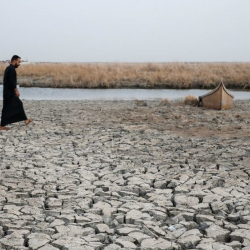 ФОТО - «Засуха в мире». Мировые реки, каналы и водохранилища превращаются в пыль