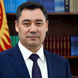 Садыр Жапаров: Нацбанк, «Кыргызалтын», «Кумтор» — втроем отвечают головой за каждый доллар и каждый грамм золота