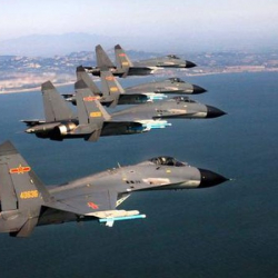 ВИДЕО - Кытайдын Аскердик Аба күчтөрү Чанчунь шаарында баш айланткан авиашоу уюштурду