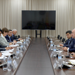 Байсалов БУУ ДАП Азия-Тынч океан боюнча аймактык директору Джон Эйлифф менен жолугушту