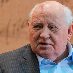 Шольц: «Биз немецтер Горбачевго эбегейсиз чоң карызбыз»