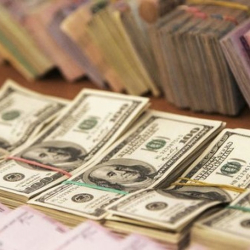 Нацбанк оштрафовал кыргызстанцев за незаконный обмен валют