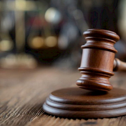 Экс-премьер-министр 3 жылга эркинен ажыратылды