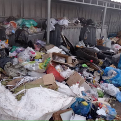 В Бишкеке многие швейные цеха не имеют договоров на вывоз отходов