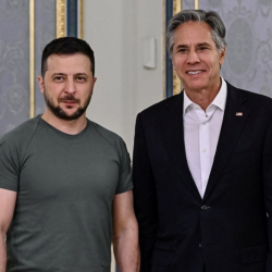 Зеленский менен Блинкен Киевде жолугушту