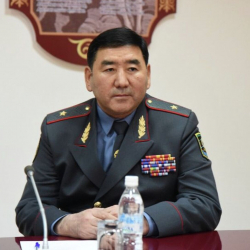 Сүйүн Өмүрзаков: “Жаштардын келечегин бир гана ИИМге жүктөп койбой, баарыбыз кам көрөлү”