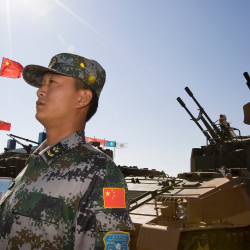 Орусия менен Кытай НАТОнун кеңейүүсүнө каршы күрөшөт