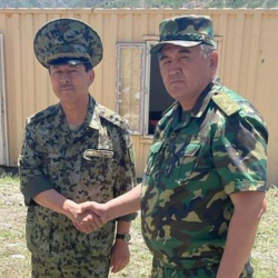 Кыргызстандын жана Тажикстандын УКМК жетекчилери атышууну токтотууну макулдашышты