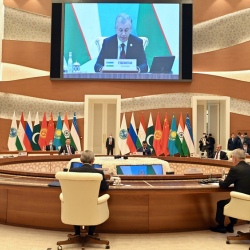 Как участники саммита ШОС в Самарканде говорили и молчали о конфликтах, - «Ъ»